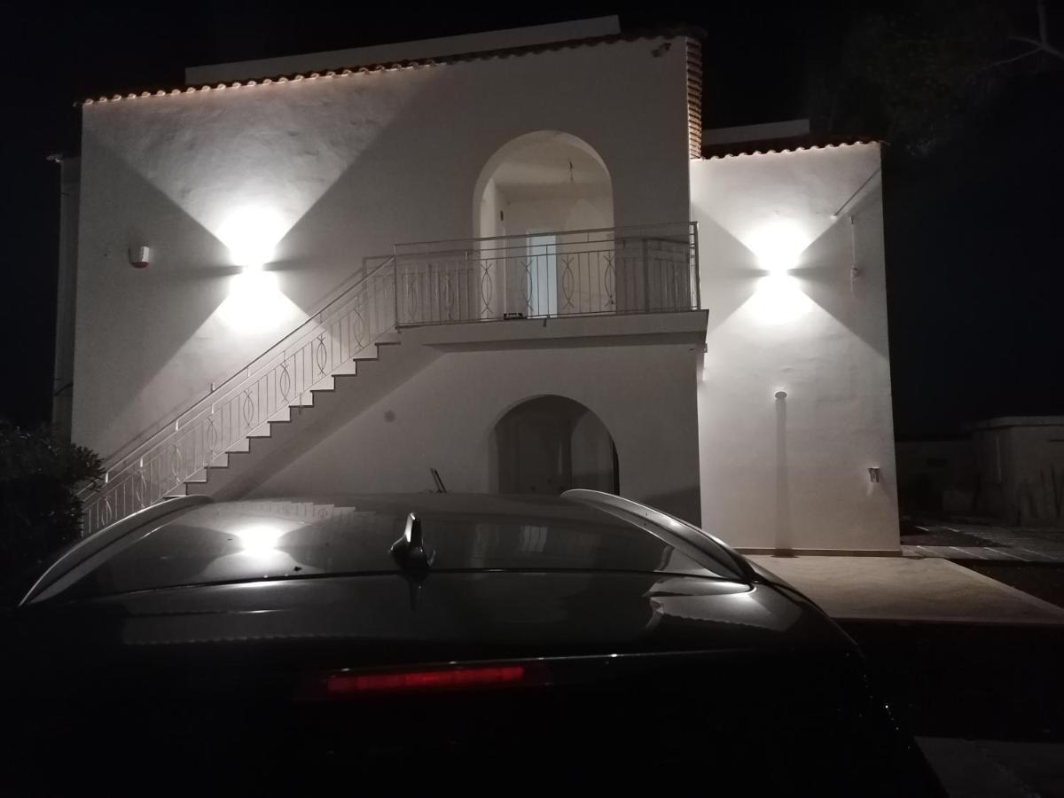 Villa Per Vacanze Isola 파뉴사 외부 사진